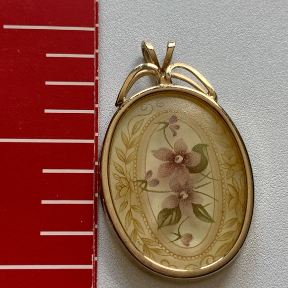 Vintage Gold Tone Violets Floral Pendant - Hand Painted Flowers Oval - Picture 6 of 8
